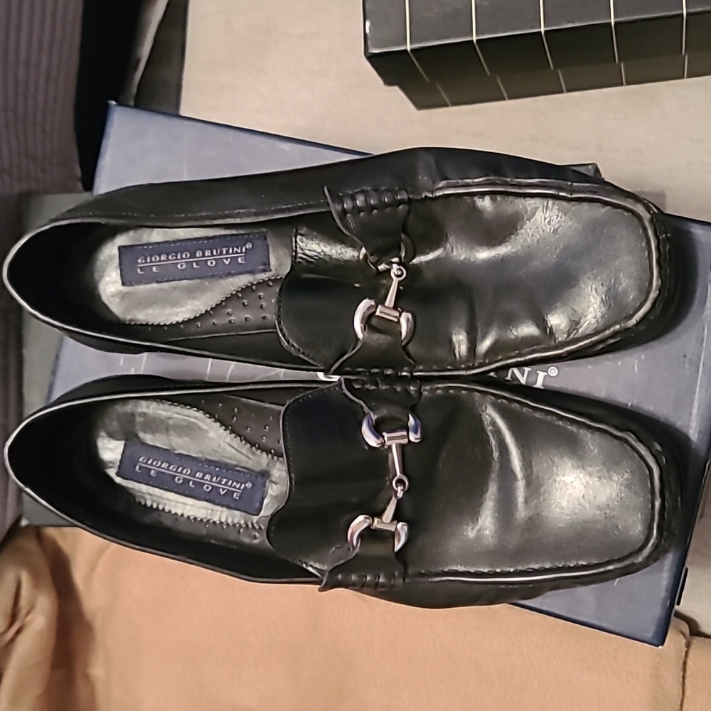 Mens dress shoe
